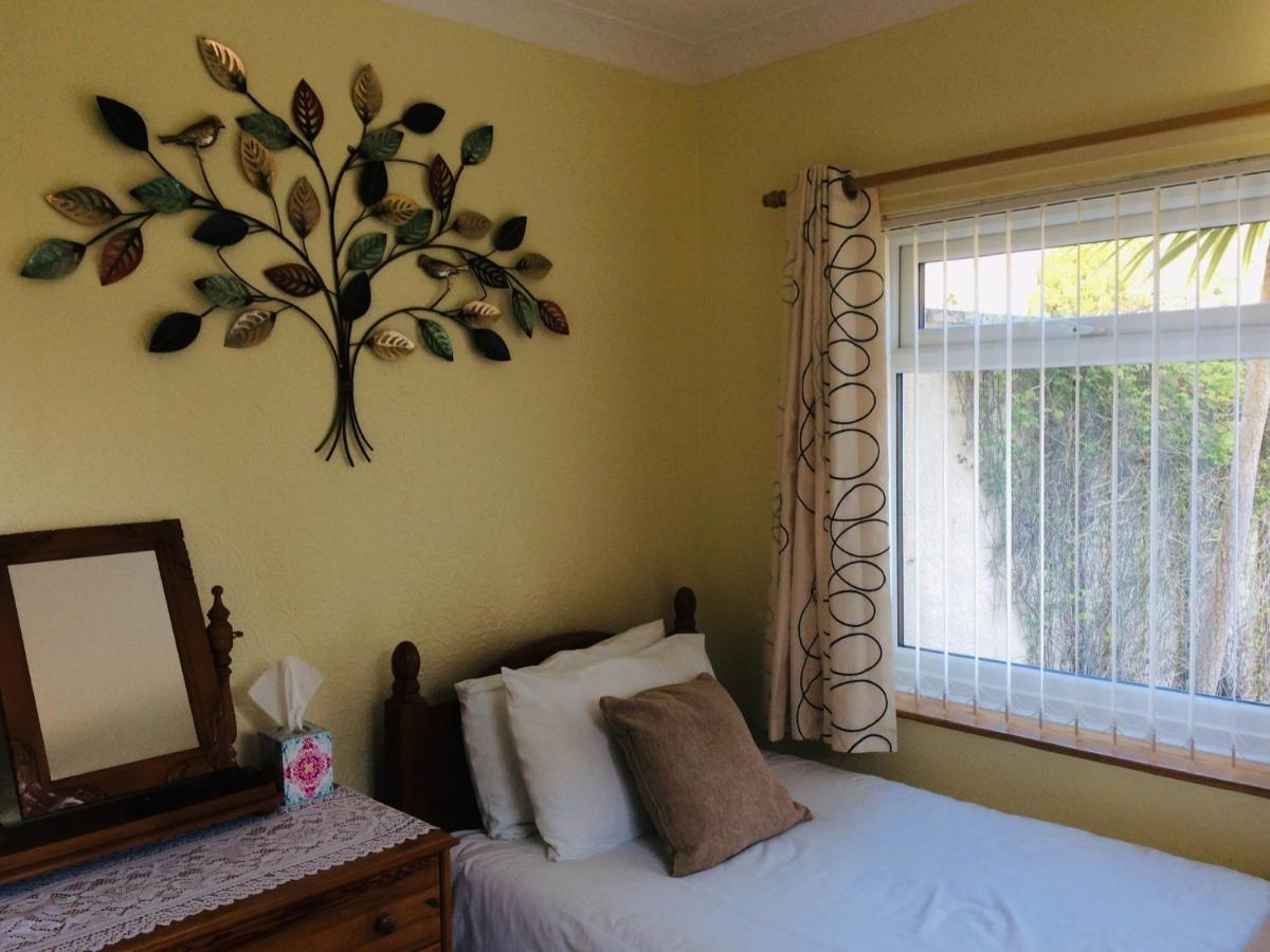 Southcombe Guesthouse Сидмут Екстериор снимка