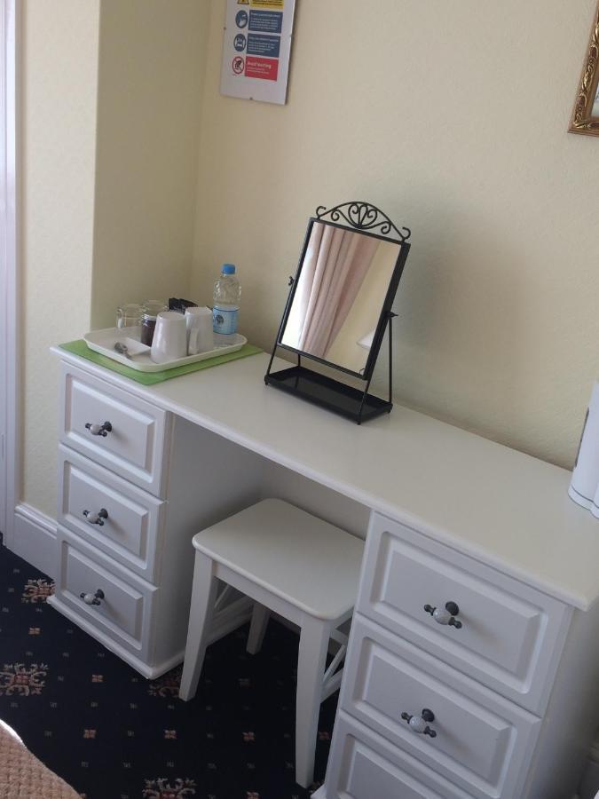 Southcombe Guesthouse Сидмут Екстериор снимка