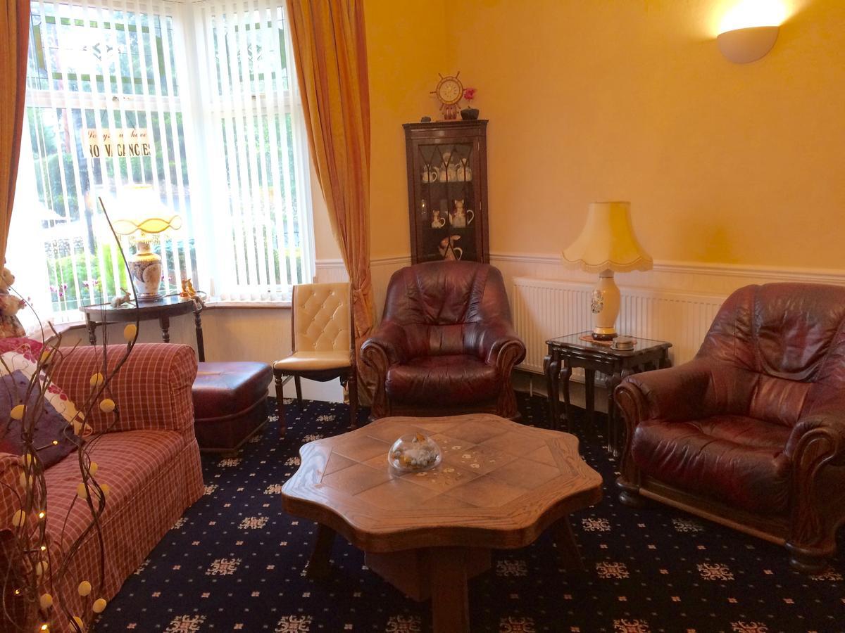 Southcombe Guesthouse Сидмут Екстериор снимка