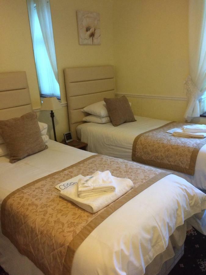 Southcombe Guesthouse Сидмут Екстериор снимка