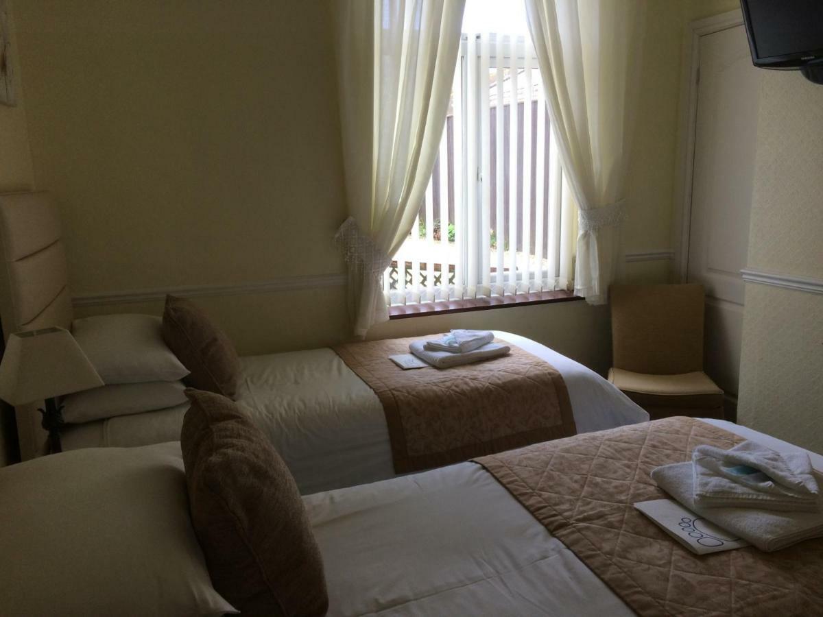 Southcombe Guesthouse Сидмут Екстериор снимка